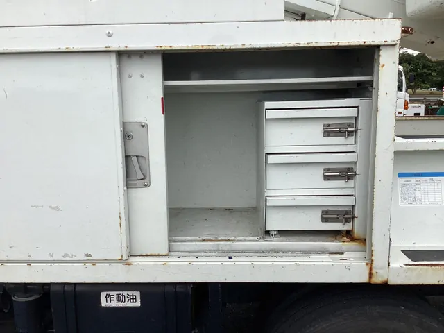 いすゞ エルフ電工仕様 SH11A 高所作業車｜高所作業車･建柱車トータルサポート by 神田車輌株式会社