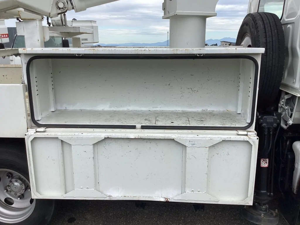 日野デュトロ SS10A アイチコーポレーション製|高所作業車・建柱車トータルサポート by 神田車輌株式会社