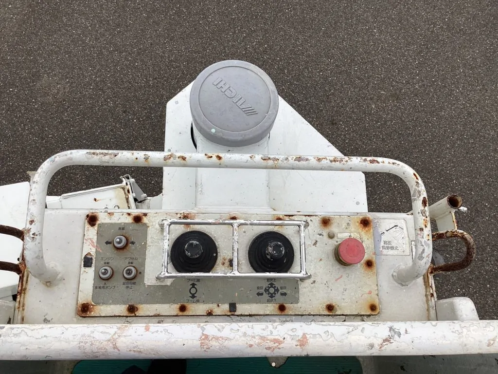 日野デュトロ SS10A アイチコーポレーション製|高所作業車・建柱車トータルサポート by 神田車輌株式会社