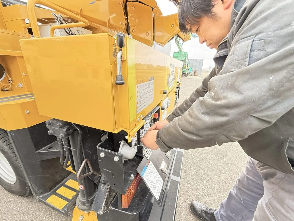 採用情報｜高所作業車･建柱車トータルサポート by 神田車輌株式会社